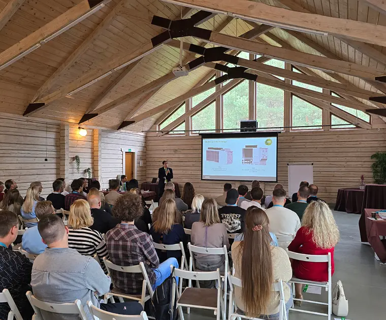 corso di formazione erogato da Aermec e NIT per informare i professionisti HVACR della Lituania