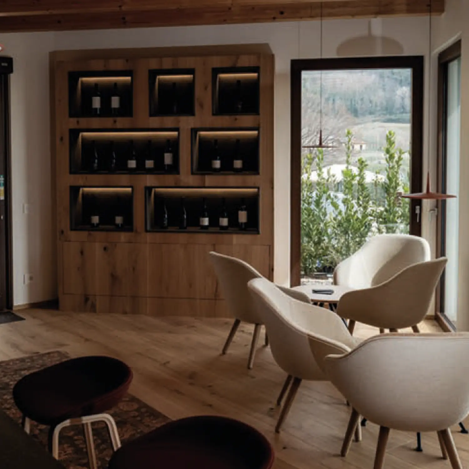 interni e sedute della cantina